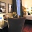 Royal Frenchmen Hotel and Bar