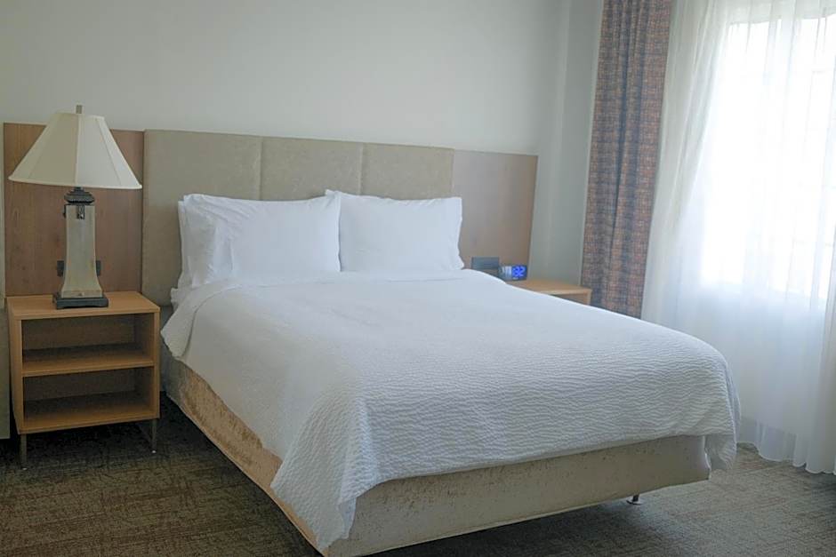 Staybridge Suites Austin Airport By IHG