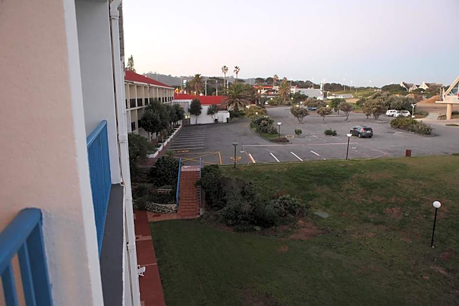 Wilderness Beach Hotel