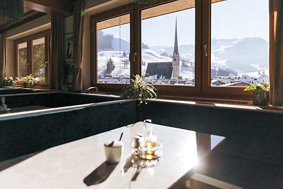 VILLA OXA - Design Boutique Hotel