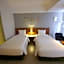 Hart Hotel Premium Rapatmaja