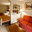 Rodeway Inn & Suites Cherokee On the River