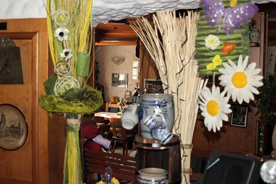 Restaurant / Pension Mainzer Tor