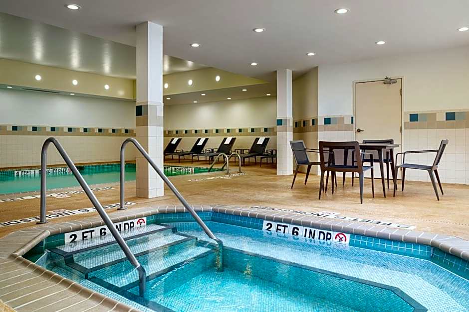 Courtyard by Marriott Kingston