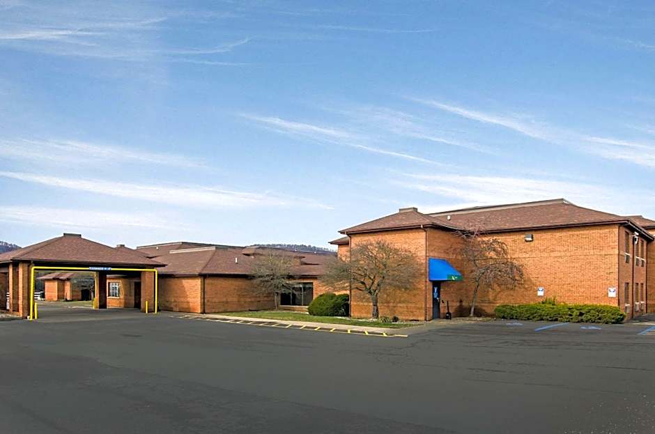 Quality Inn Summersville