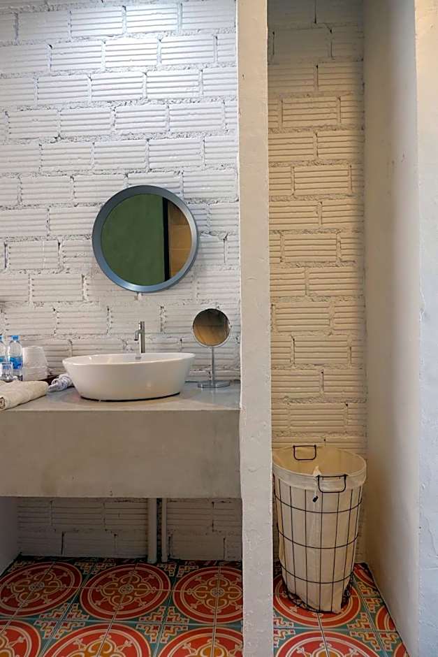 Black Elephant Boutique