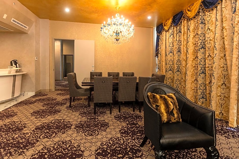 DoubleTree by Hilton Houston Brookhollow