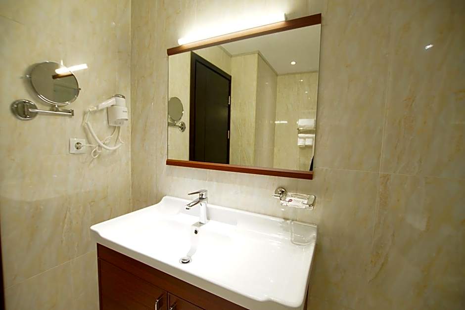 Best Western Premier Dynasty