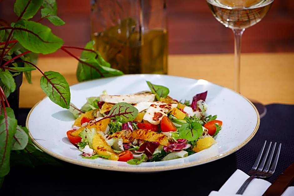 Hotel Kompleks Beskid z basenem i stokiem narciarskim - blisko Babiej Góry