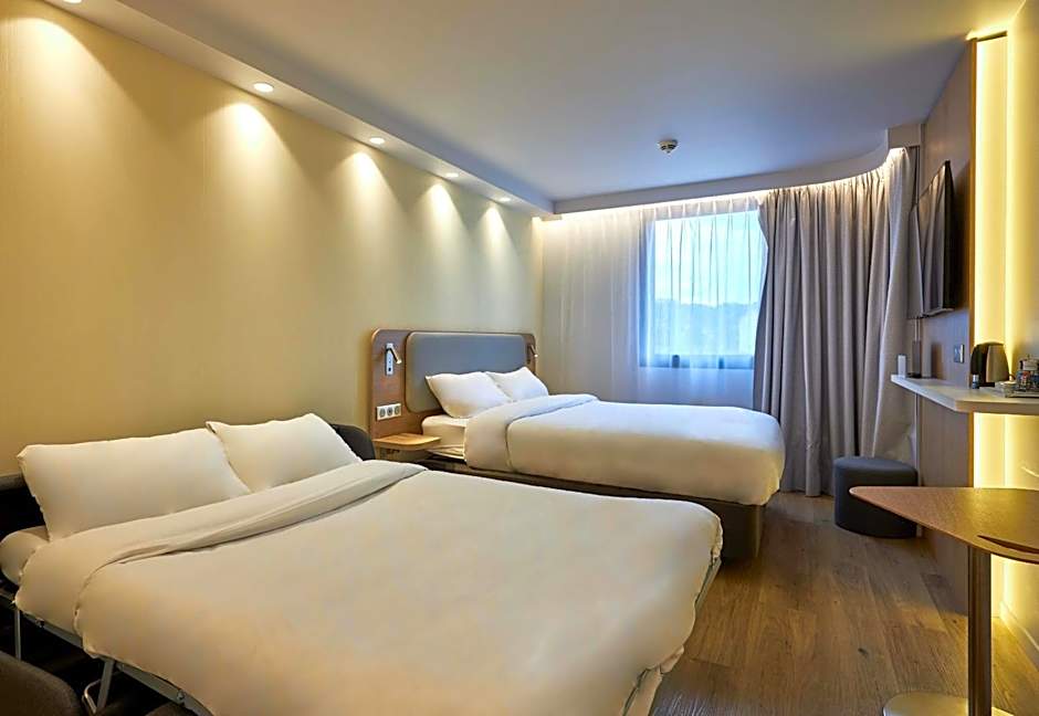 B&B HOTEL Deauville-Touques