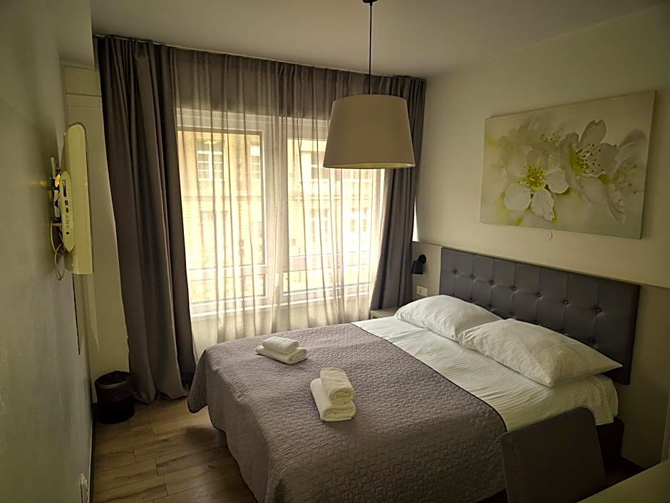 Garden Hotel