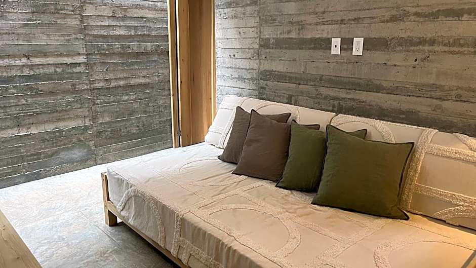 Ona & Sich - Casa Macu Saladita surf break