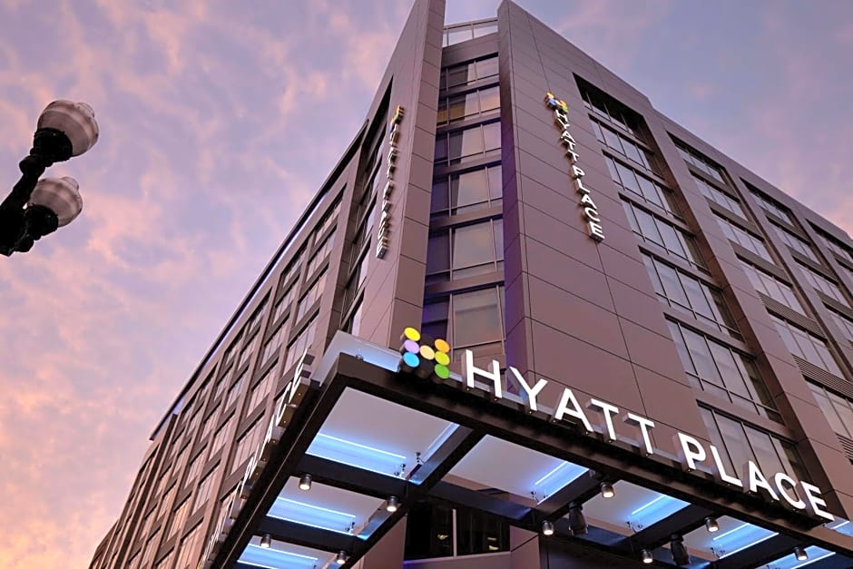 Hyatt Place Arlington Courthouse