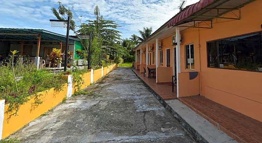 Hotel O Awan Biru Motel