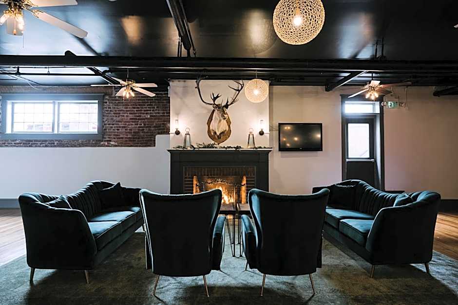 Hood River Hotel
