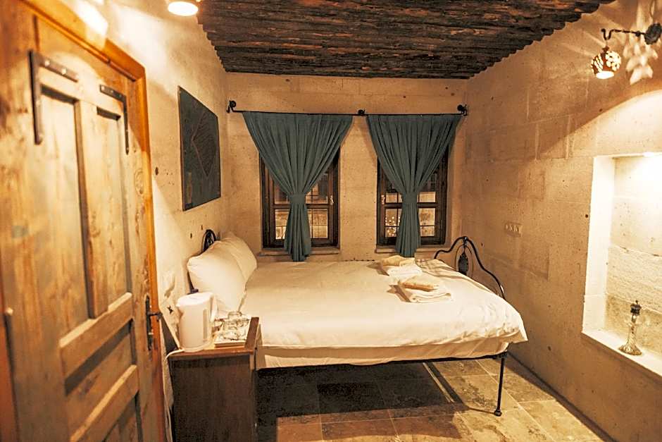 Cappadocia Eagle Cave Inn
