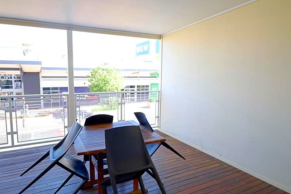 The Australian Hotel Motel