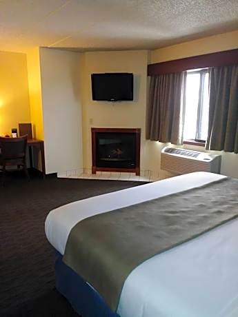 Deluxe King Room - Mobility Access/Non-Smoking