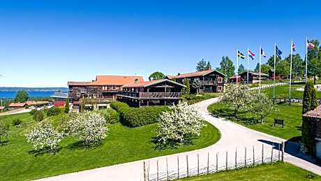 Green Hotel