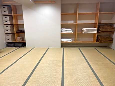 Japanese-Style Room