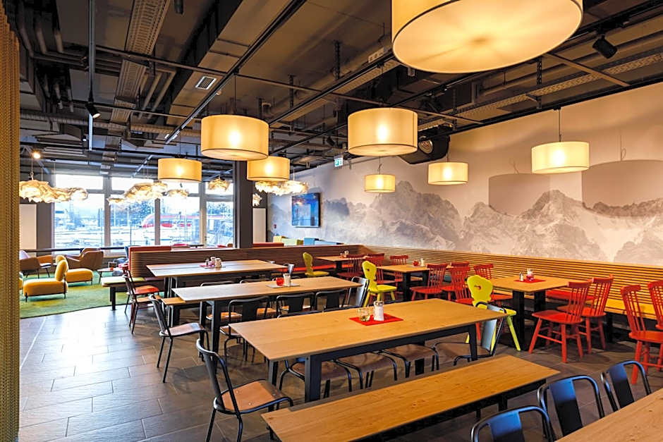 DJH moun10 Jugendherberge - Youth Hostel - membership required!