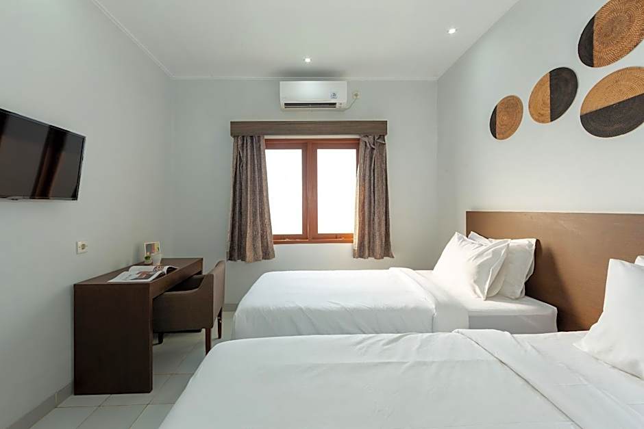 Cove Matahari Guesthouse Sunset