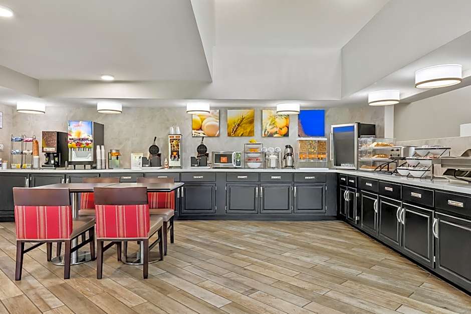 Comfort Inn & Suites Nashville Near Tanger Outlets I-24 Antioch