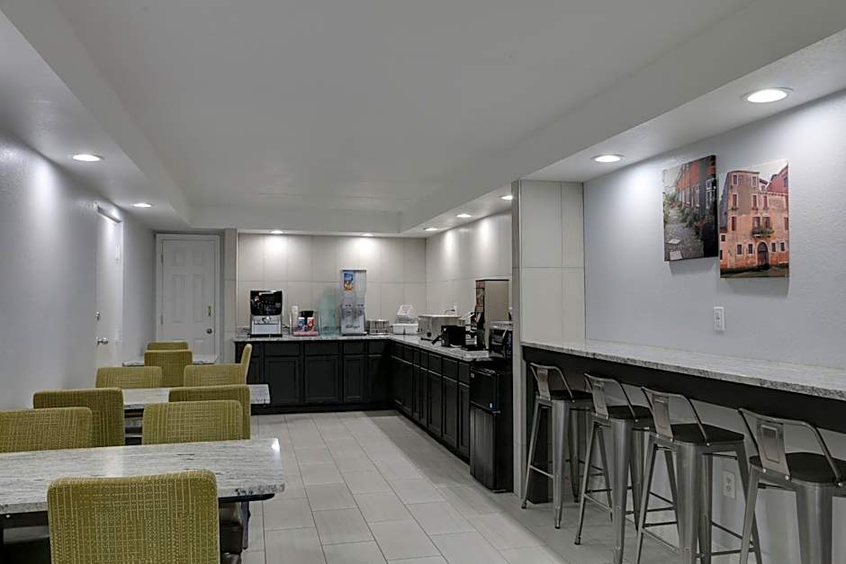 Baymont by Wyndham Ridgeland I-95