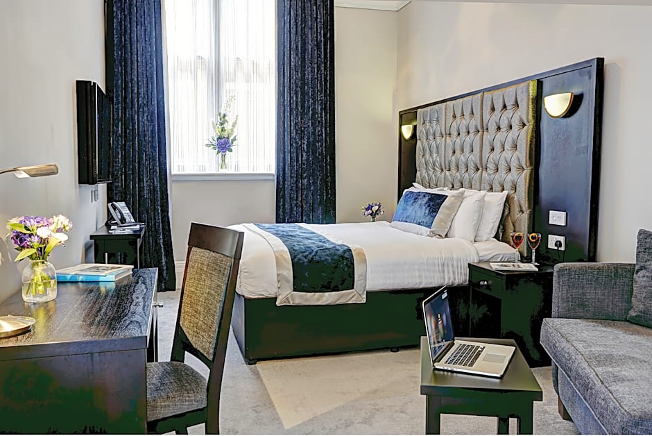 The Richmond Apart-Hotel