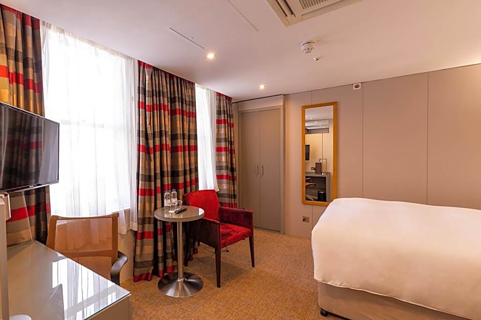 DoubleTree By Hilton London - West End