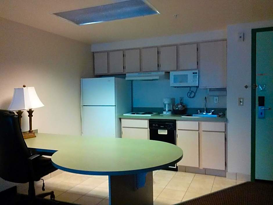 Allure Suites of Fort Myers