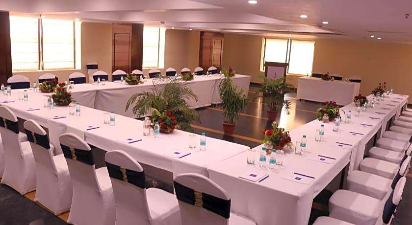 Le Lac Sarovar Portico Ranchi