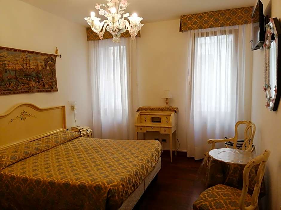 Hotel Orion