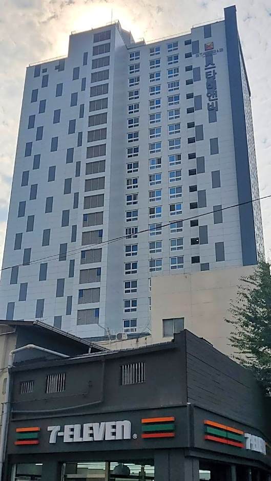 Photo 1 of 27 of Daegu starbnb ★Moon Stay-C2★ NETFLIX/Dongseongno/Jungangno Station