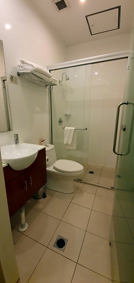 Comfort Hotel Sydney City (formerly City Lodge Hotel)