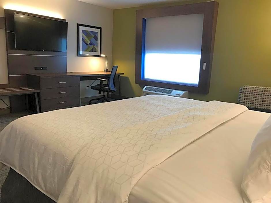 Holiday Inn Express and Suites Hannibal-Medical Center By IHG