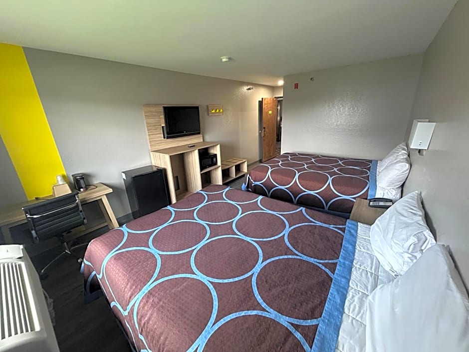 Super 8 by Wyndham Lewiston Auburn Area
