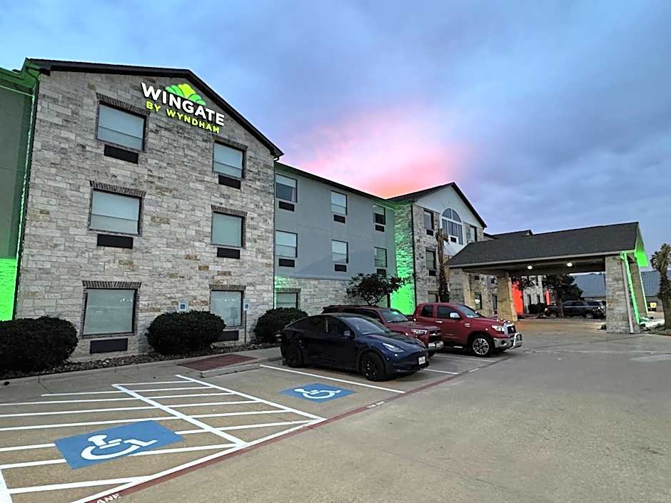Wingate by Wyndham College Station South