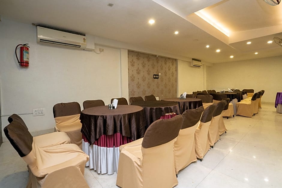 Hotel Samrat, Jabalpur