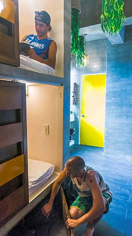 Happiness Hostel El Nido
