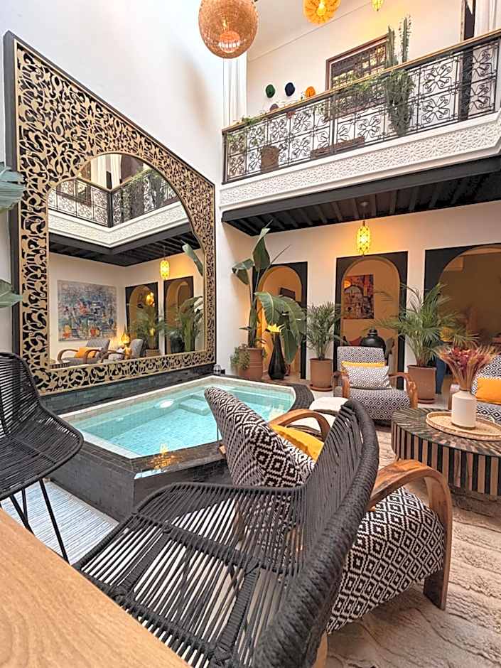 Magnifique Riad Julilu Privatise au coeur de la Medina 11P
