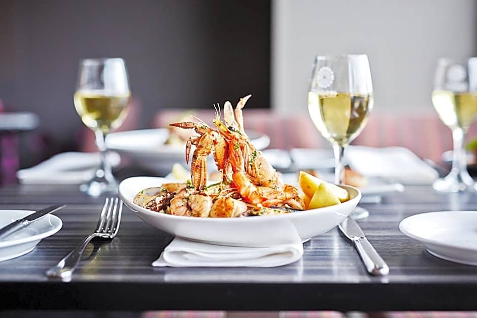 Dandenong Central Apartments Official