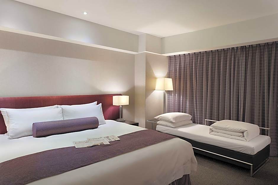 K Hotel - Yunghe