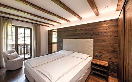 Three-Bedroom Apartment Suite