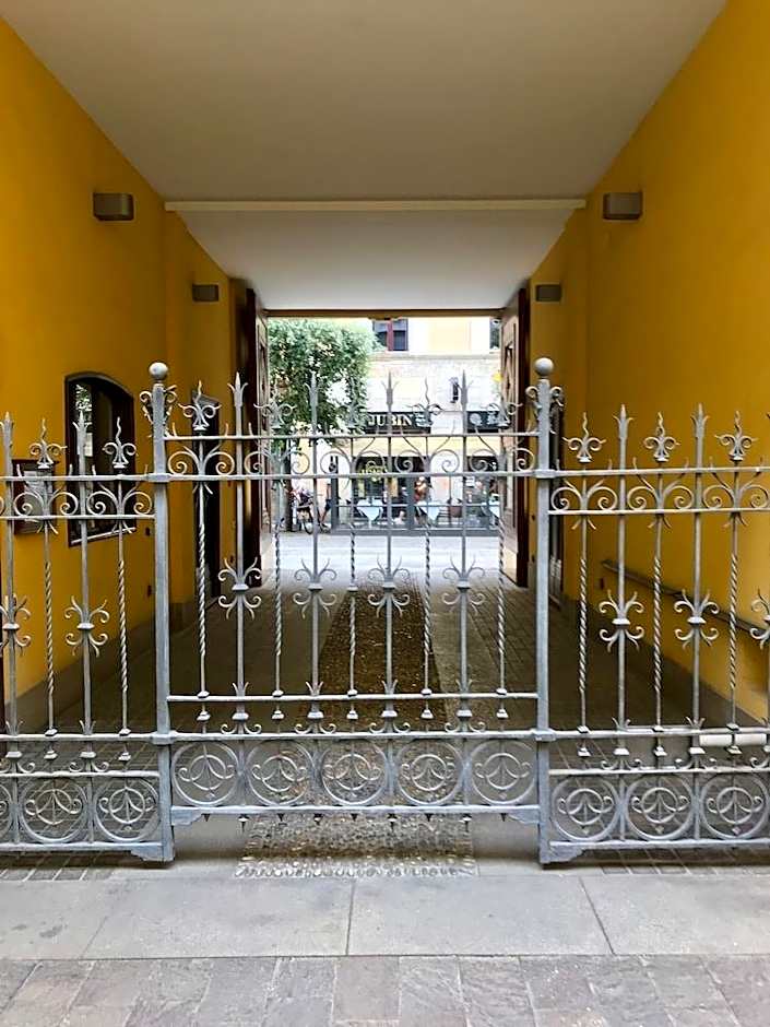 Sarpi Apartment