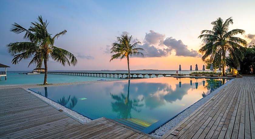 ROBINSON NOONU - All Inclusive                                                            