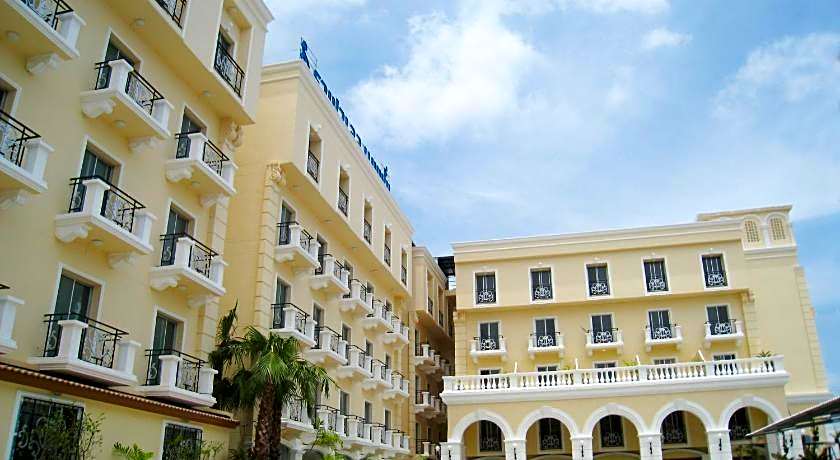 Rafael Mansion Bangkok Airport