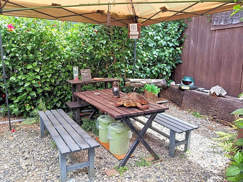 Amami Guest House showa-so