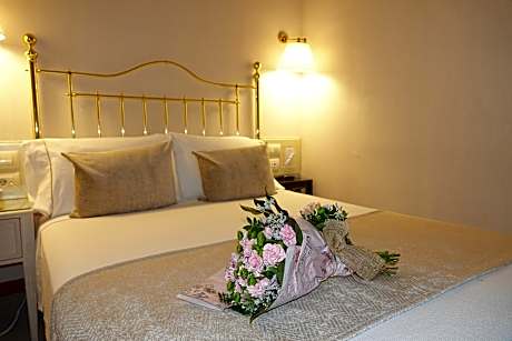Compact Single Room