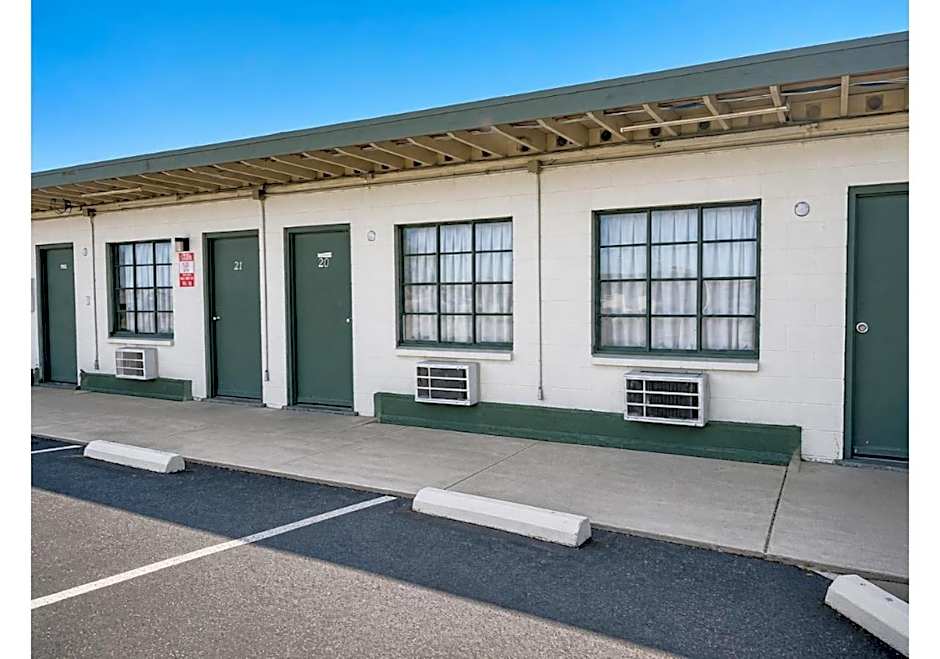 Carl's Motel